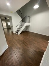 5005 Georgi Ln in Houston, TX - Building Photo - Building Photo