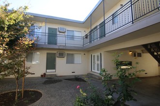 Deville Apartments in Yuba City, CA - Building Photo - Other