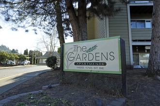 The Gardens Apartments in Auburn, WA - Foto de edificio - Building Photo