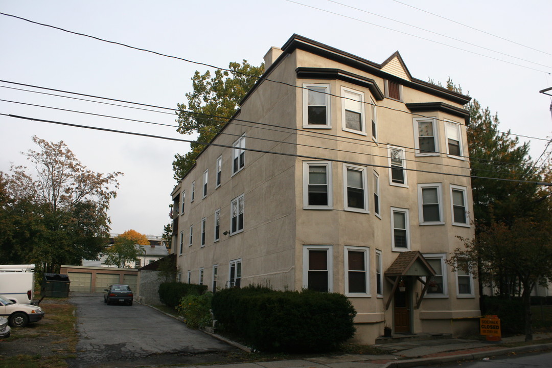 43 Verazzano Blvd in Poughkeepsie, NY - Building Photo