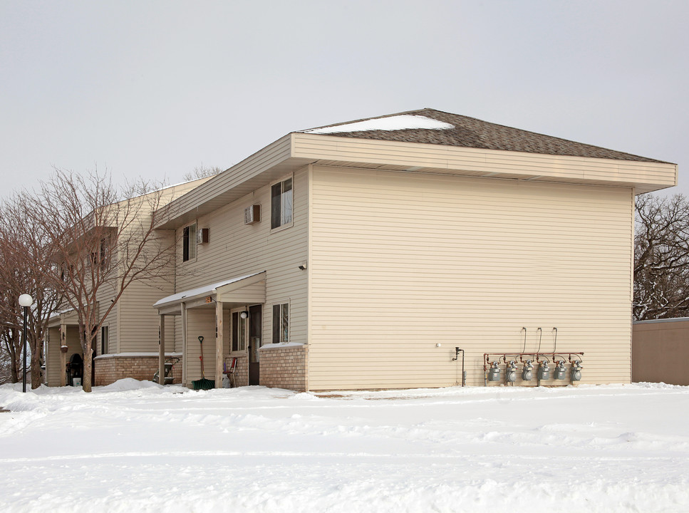 Park View Apartments in Clearwater, MN - Building Photo