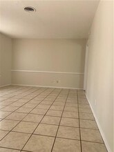 1616 Glencrest Dr in Austin, TX - Building Photo - Building Photo