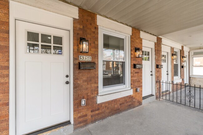 5756 Spruce St, Unit 2 photo'