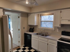 3158 Oak St in Kansas City, MO - Building Photo - Building Photo