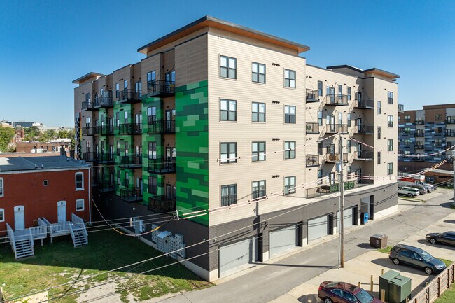 Grove Lofts in St. Louis, MO - Foto de edificio - Building Photo