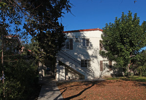 1621 Riverside Dr Apartments