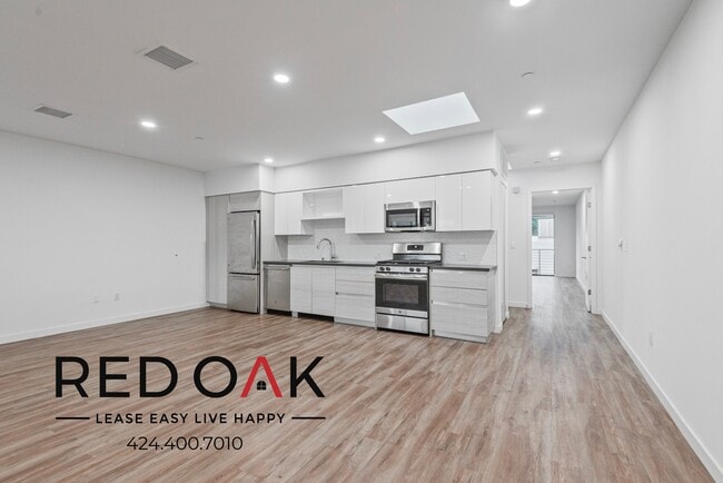 2409 Griffith Park Blvd in Los Angeles, CA - Building Photo - Building Photo