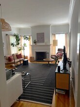 145 S Harper Ave, Unit 145 in Los Angeles, CA - Building Photo - Building Photo