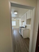 6310 Hazeltine Ave, Unit 208 in Van Nuys, CA - Building Photo - Building Photo