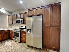 13023 NE 26th St in Vancouver, WA - Foto de edificio - Building Photo