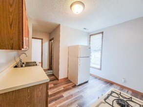 2640 Fillmore St NE in Minneapolis, MN - Building Photo - Building Photo
