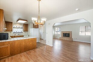1659 Thrush Ave in San Leandro, CA - Building Photo