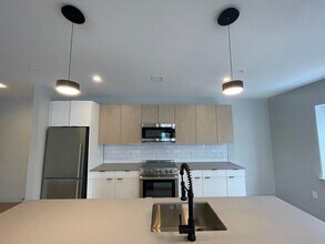 75 Chestnut St in Portland, ME - Building Photo - Building Photo