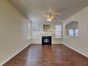 1710 Beeson Park Ln in Kernersville, NC - Foto de edificio - Building Photo