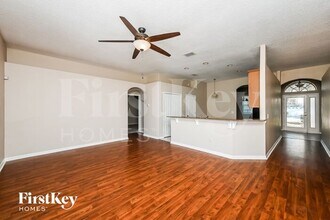 4486 Stoney River Dr in Mulberry, FL - Building Photo - Building Photo