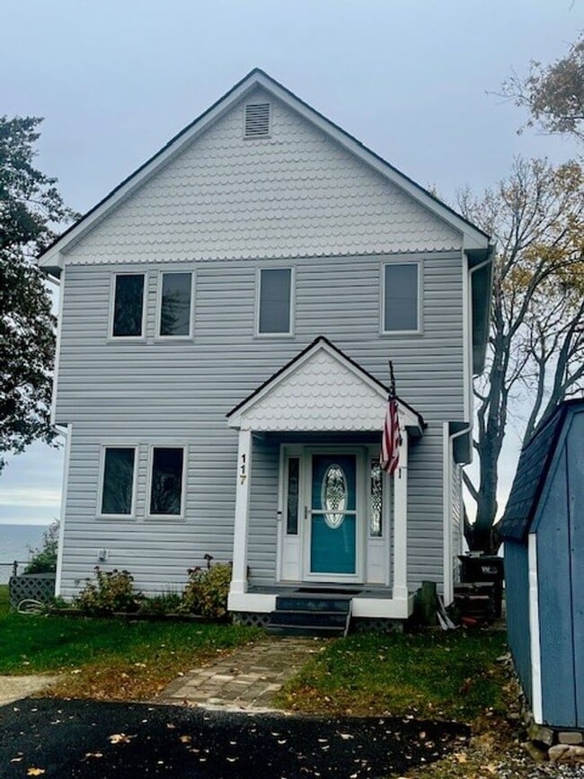 property at 117 S Chesapeake Ave