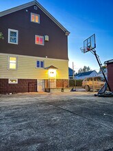 25 Hall St in Providence, RI - Building Photo - Building Photo