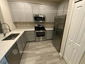 1277 Coastal Mdw Trl in Jacksonville, FL - Foto de edificio - Building Photo
