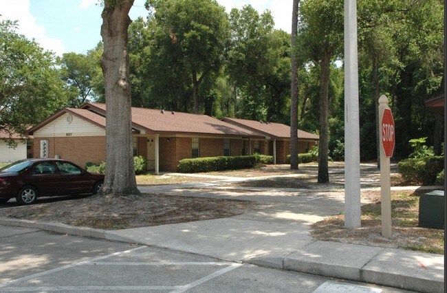 Greenleaf Garden Apartments in Orange City, FL - Foto de edificio - Building Photo