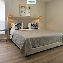 8515 Mullins Dr-Unit -Home.1330738 in Houston, TX - Foto de edificio - Building Photo