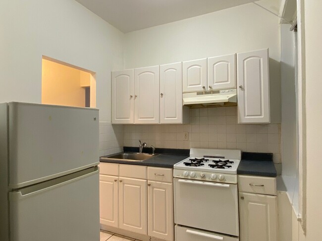 70 Brighton Ave, Unit 60-109 in Boston, MA - Building Photo - Building Photo