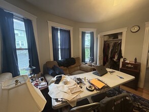 1296 Massachusetts Ave in Arlington, MA - Building Photo - Building Photo