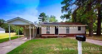 1112 Ray Rd in Jacksonville, AR - Building Photo