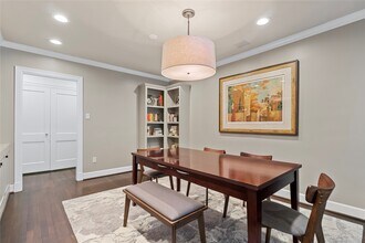 2240 Bissonnet St in Houston, TX - Building Photo - Building Photo