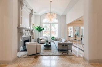 9006 Rockbrook Dr in Dallas, TX - Building Photo - Building Photo