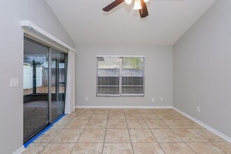 12722 Trowbridge Ln in Tampa, FL - Building Photo - Building Photo