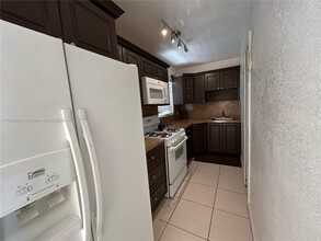 12890 NE 8th Ave in North Miami, FL - Building Photo - Building Photo