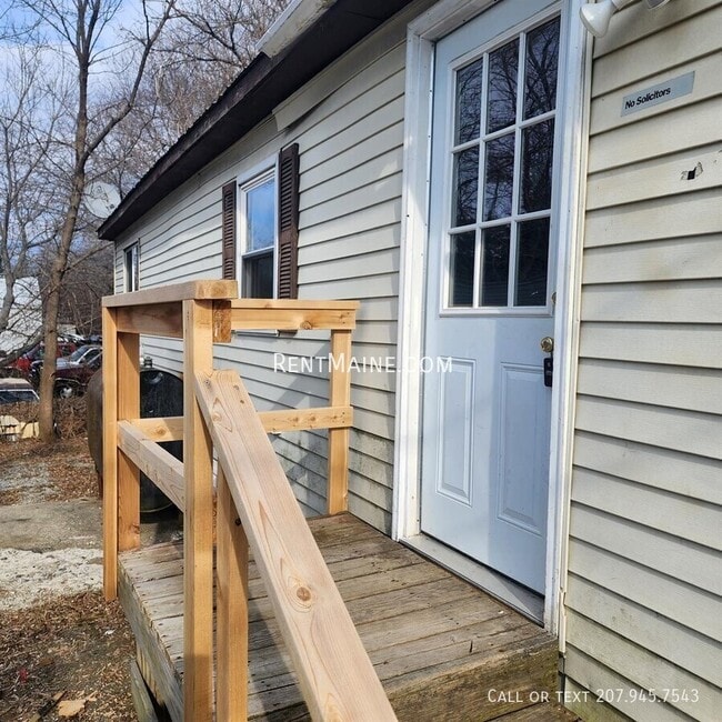 property at 681 Main Rd N