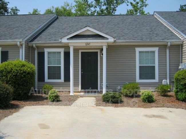 property at 1245 Longpoint Dr
