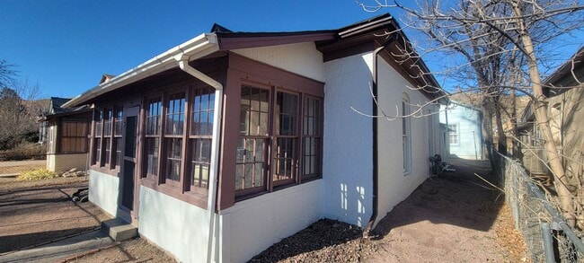 211 Greenwood Ave in Canon City, CO - Building Photo - Building Photo