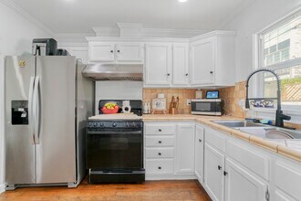 3259 La Clede Ave, Unit 3259 in Los Angeles, CA - Foto de edificio - Building Photo