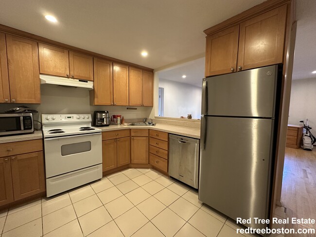 property at 15 Walbridge St