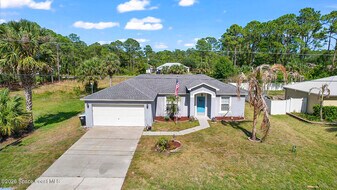 3219 Hainsworth Ave SE in Palm Bay, FL - Building Photo