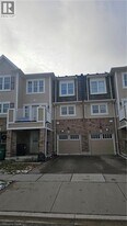 111 Glenvista Dr in Kitchener, ON - Building Photo