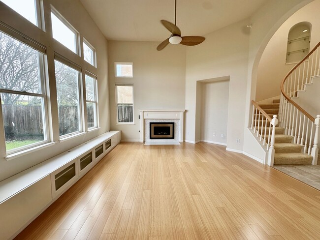 126 Pizarro Ave in Novato, CA - Building Photo - Building Photo