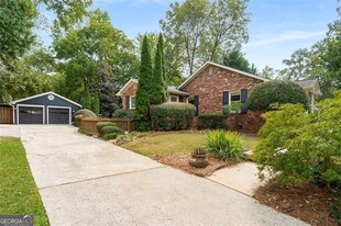 1041 Standard Dr NE in Atlanta, GA - Building Photo - Building Photo