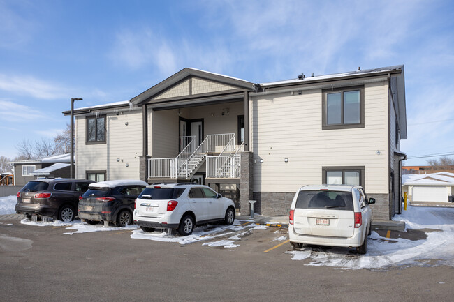 3A Centre St in Strathmore, AB - Building Photo - Primary Photo