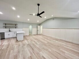 1501 E Cross St in Pensacola, FL - Building Photo