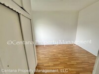 1021 E Commercial Ave photo'