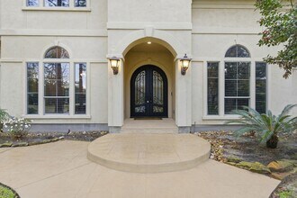 30 N Palmiera Cir in Spring, TX - Building Photo - Building Photo