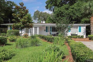 1609 N Spring St in Pensacola, FL - Building Photo