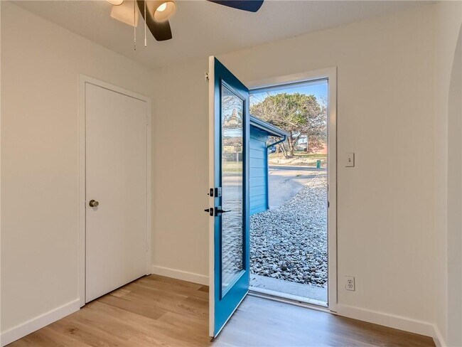 3510 Southridge Dr in Austin, TX - Building Photo - Building Photo