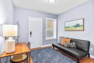 3338 Greenwood Blvd in Maplewood, MO - Building Photo - Building Photo