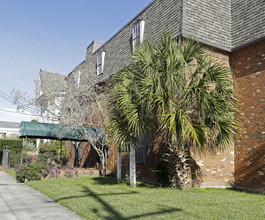 Trinity Court in New Orleans, LA - Building Photo - Building Photo