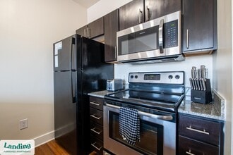 1820 E Broad St in Richmond, VA - Building Photo - Building Photo