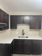 10805 S Lloyd Dr in Worth, IL - Building Photo - Building Photo